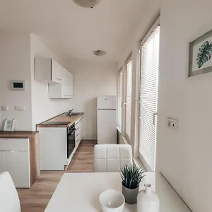 Apartamento Studio Sanya, Liubliana